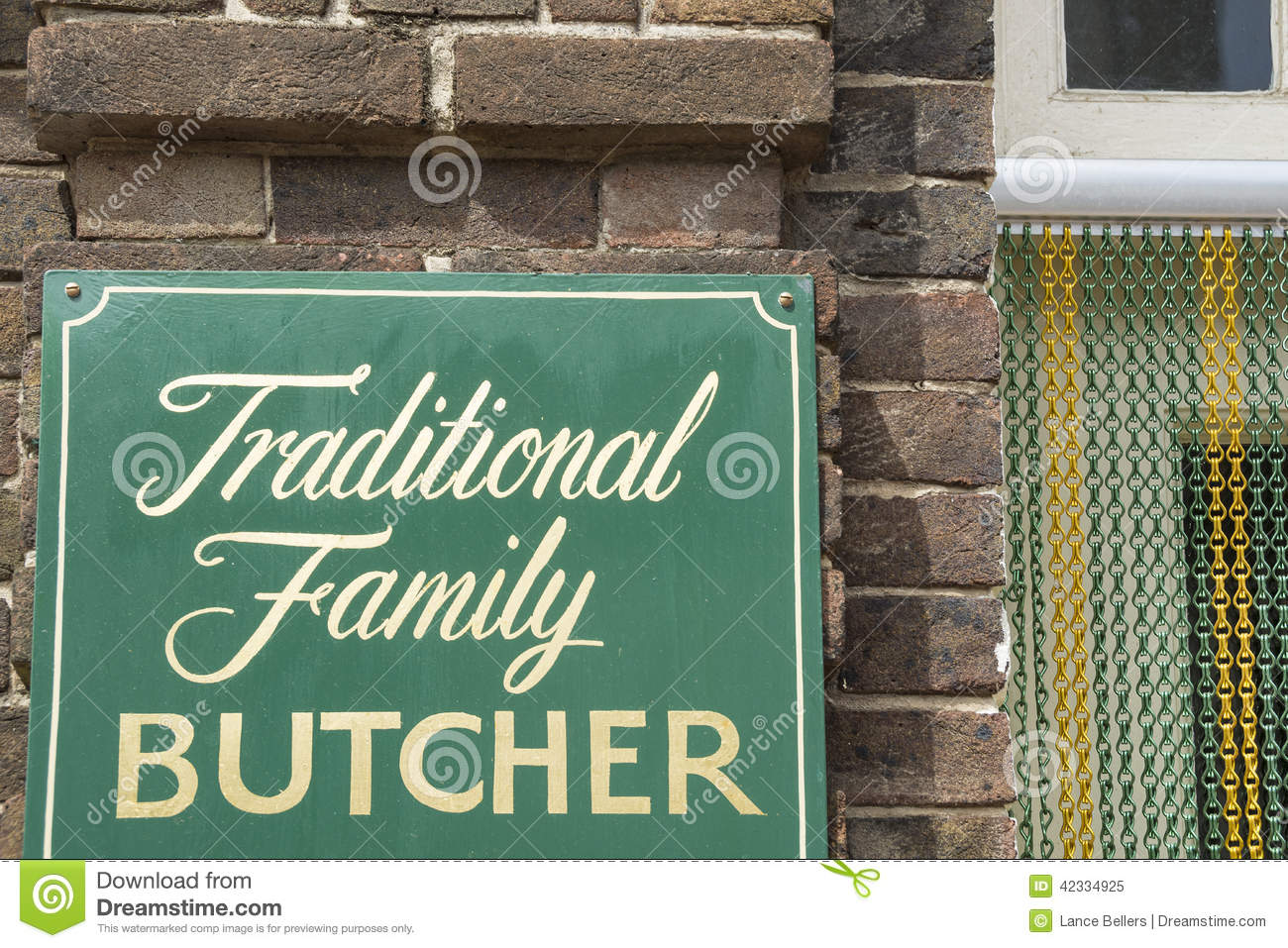 ‘xc体育’季前赛-哈里斯32分青岛胜福建 周启新左手戳伤(图2) xc sports